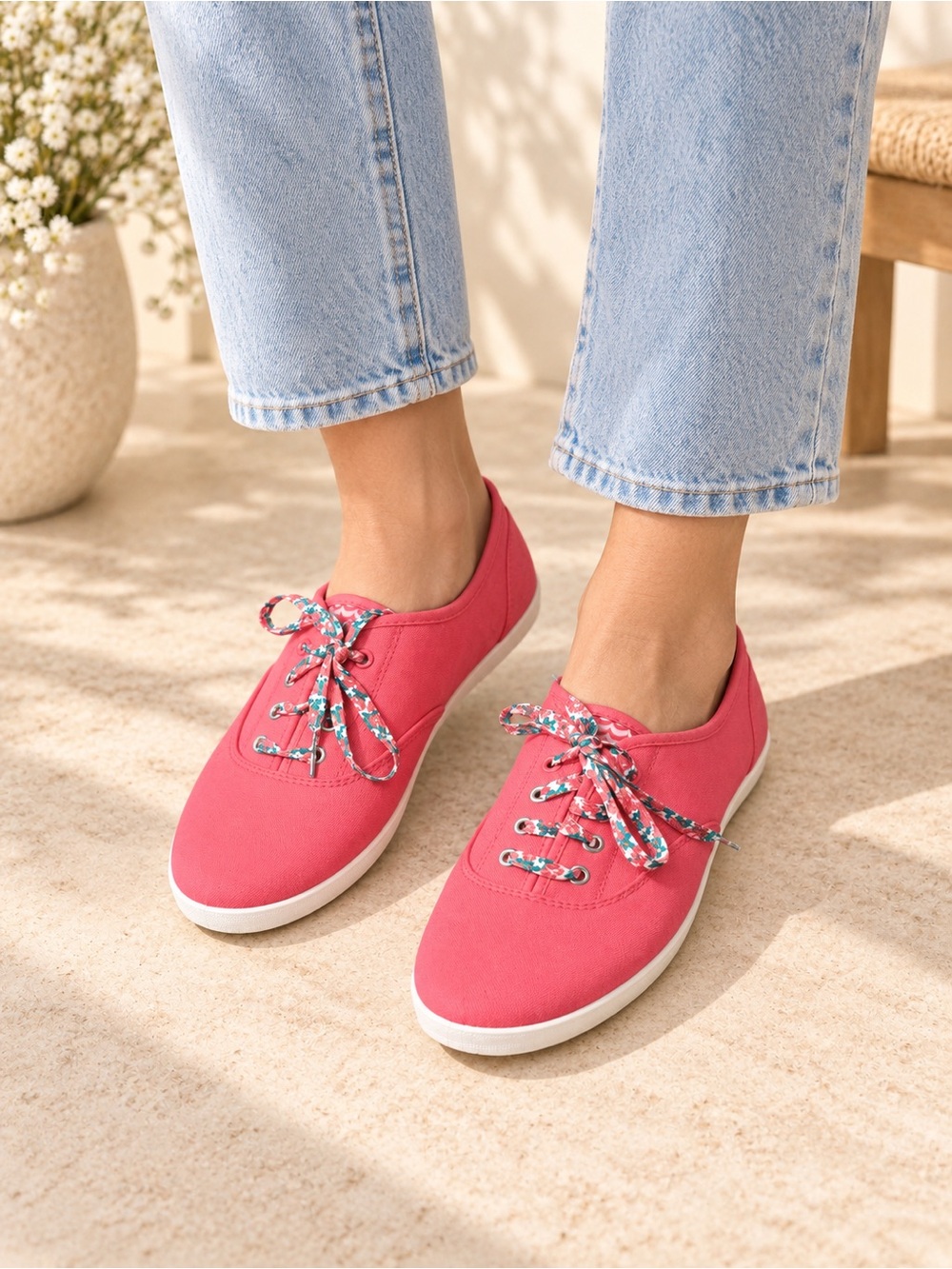 Women's Casual Canvas Lace-Up Sneakers in Pink